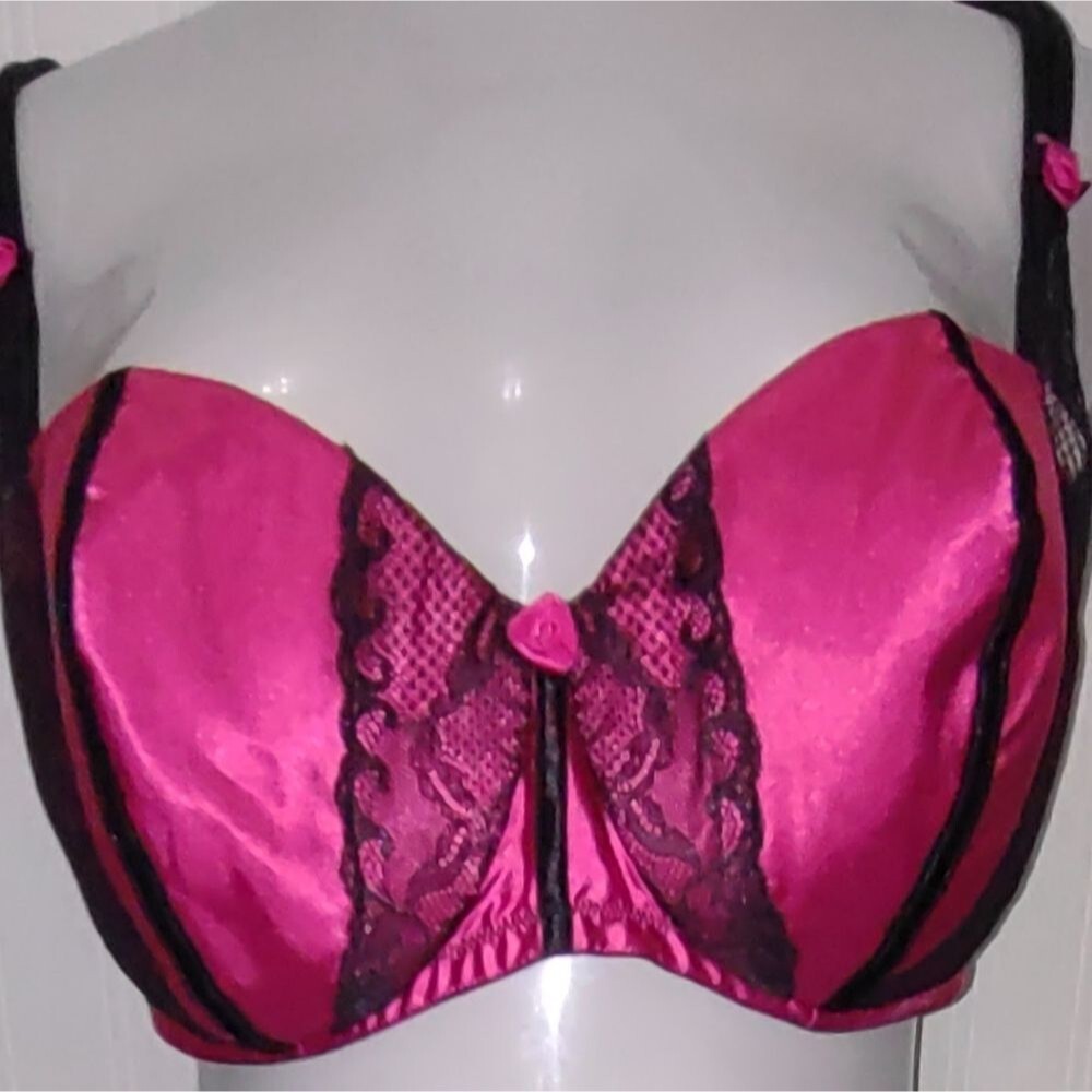 44DD NWOT CACIQUE Super Pretty, Flirty & Sexy!